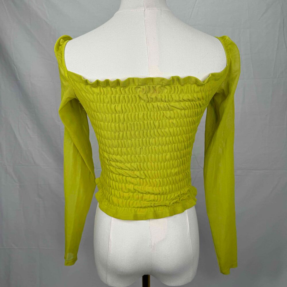Lisa Says Gah Green Off Shoulder Ruched Smocked Crop Top Small Cropped Stretchy - Picture 6 of 9